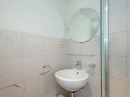 Great Spacious Holiday Home in a Tranquil Holiday