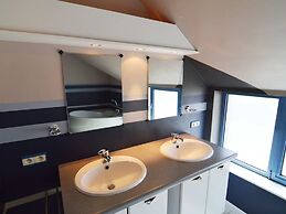 Delightful Villa in Sourbrodt With Pool