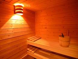 Delightful Villa in Sourbrodt With Pool