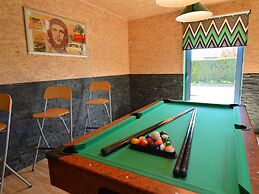 Delightful Villa in Sourbrodt With Pool