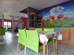 Delightful Villa in Sourbrodt With Pool