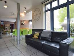 Delightful Villa in Sourbrodt With Pool