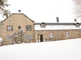 Medieval Farmhouse With Private Garden