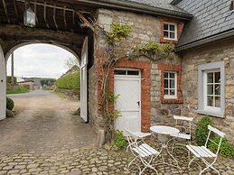 Medieval Farmhouse With Private Garden