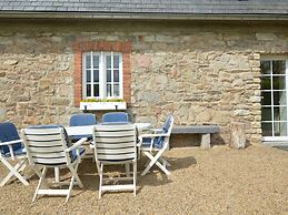 Medieval Farmhouse With Private Garden