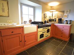 Ardennic Farmhouse for Groups