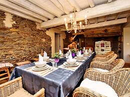 Ardennic Farmhouse for Groups