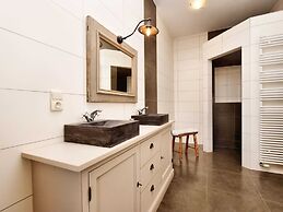 Ardennic Farmhouse for Groups