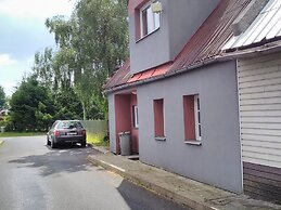Comfy Holiday Home near Forest in Medenec