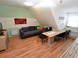 Comfy Holiday Home near Forest in Medenec