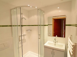 Villa in Robertville Near Town Center