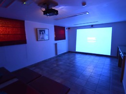 Villa in Robertville Near Town Center