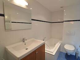 Villa in Robertville Near Town Center