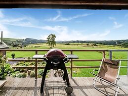 Green Hillside Apartment-petit Wilogne