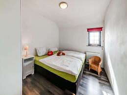 Green Hillside Apartment-petit Wilogne