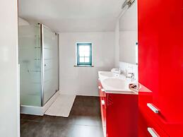 Green Hillside Apartment-petit Wilogne