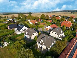 Holiday Flat in Bastorf With its own Garden