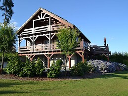 Affluent Chalet in Septon with Whirlpool, Sauna, Hot Tub