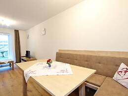 Modern Apartment in Neukirchen am Grossvenediger