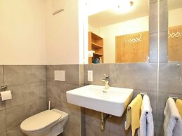 Modern Apartment in Neukirchen am Grossvenediger