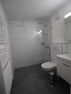 Modern Apartment in Mastrils Near Forest
