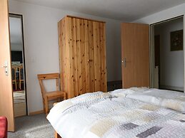 Modern Apartment in Mastrils Near Forest