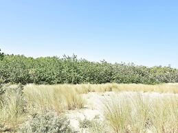 Luxury Apartment Right by the sea