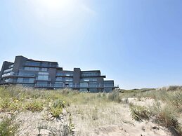 Luxury Apartment Right by the sea