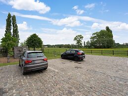 Cozy Tent Lodge in Pittem With Veranda,barbecue