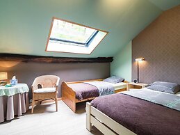 Lovely Holiday Home in Marcourt