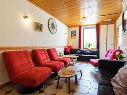 Lovely Holiday Home in Marcourt