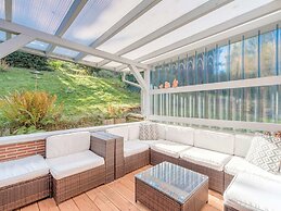 Spacious Apartment near Lake in Guntersberge