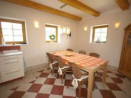 Holiday Home in Roztoky U Jilemnice With Garden