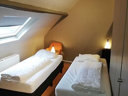 Beautiful Villa for Groups With Swimming Pool, Sauna and Wifi