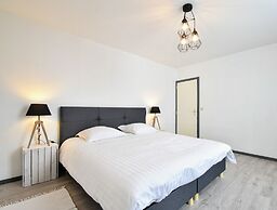 Luxury Pool Villa in Goesnes
