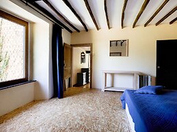 Cozy Holiday Home in Gros-fays With Terrace