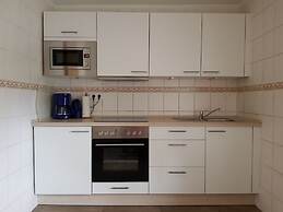 Holiday Home With 2 Bedrooms and Private Garden