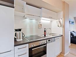 Spacious Apartment in Boltenhagen by the Sea