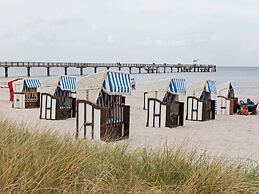 Spacious Apartment in Boltenhagen by the Sea