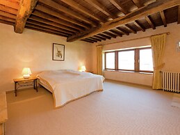Cozy Holiday House near La Roche