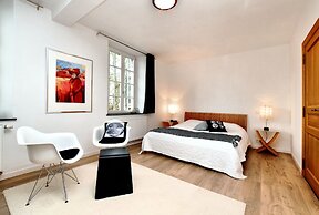 Countryside Escape for 9