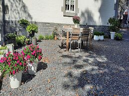 Countryside Escape for 9