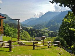 Chalet With Terrace in Niederndorf/kufstein