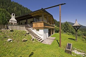 Chalet With Terrace in Niederndorf/kufstein