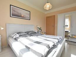 Pleasant Holiday Home in Malchow near Beach