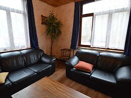 Charming Holiday Home in Coo