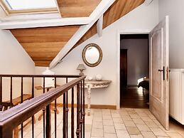 Cozy Holiday Home in Ennal