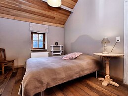 Cozy Holiday Home in Ennal