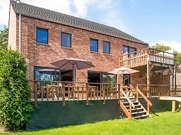 Holiday House With Sauna and Terrace