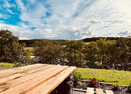 Holiday Home in Reimboldshausen With Balcony